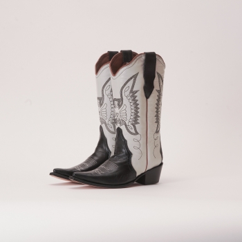 Cowboy Boots por Montserrat Messeguer.
