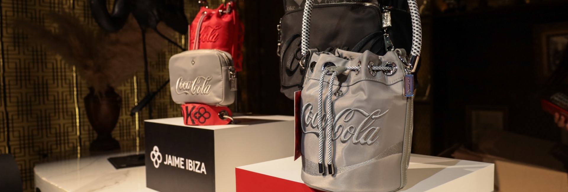 Jaime Ibiza re imagina la Coca Cola 
